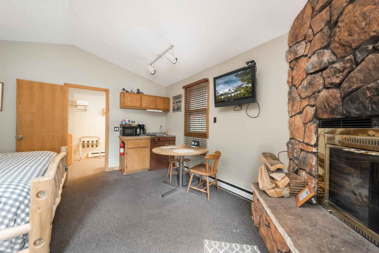 4 Seasons Inn On Fall River Estes Park Bagian luar foto