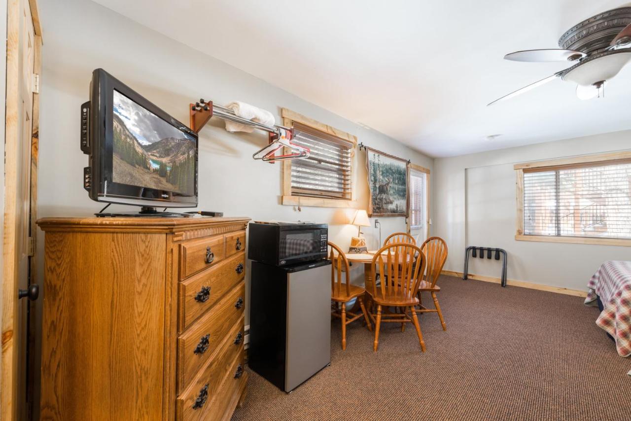 4 Seasons Inn On Fall River Estes Park Bagian luar foto