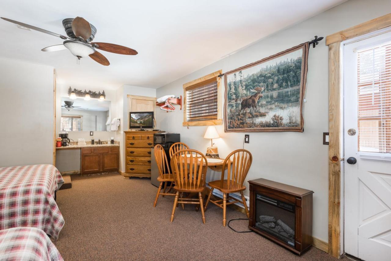 4 Seasons Inn On Fall River Estes Park Bagian luar foto
